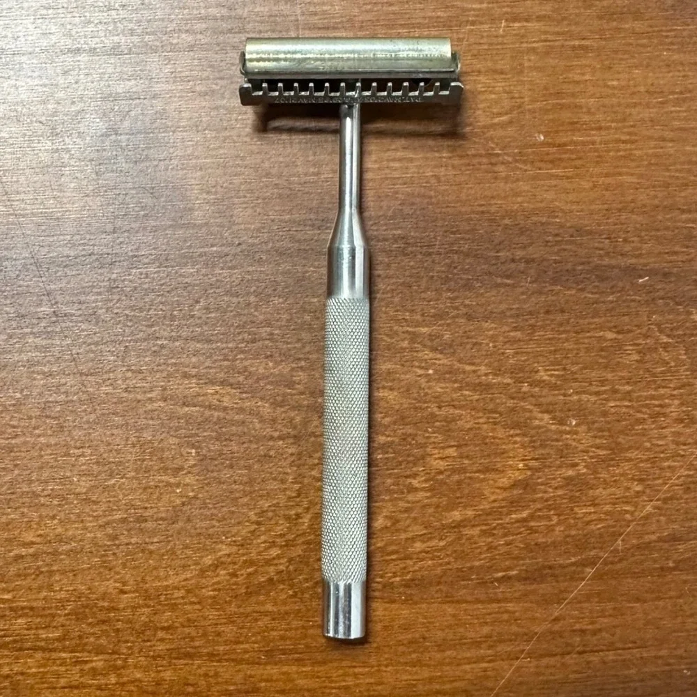 Vintage Wm Enders Safety Razor Trademark w Case Enders Speed Razor